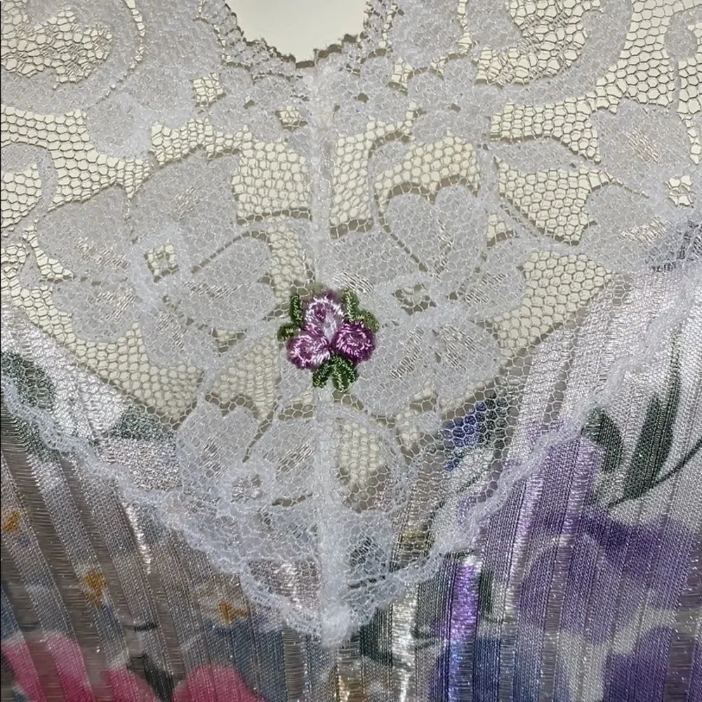 Large‎ Floral Print satin lace slip dress. Size small